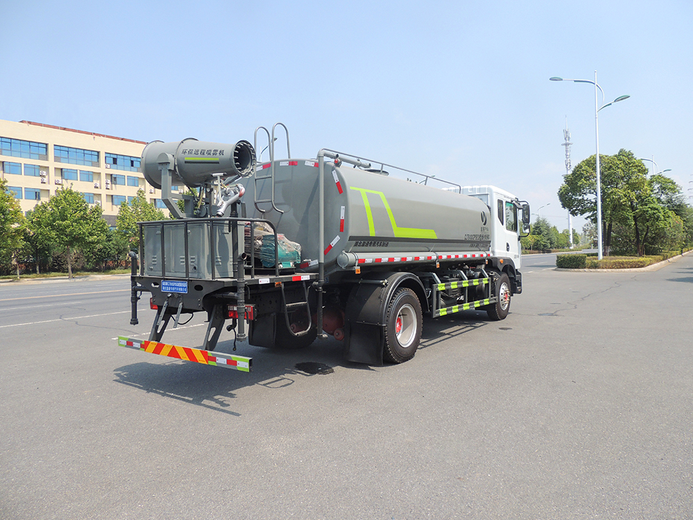 東風(fēng)多利卡12噸綠化噴灑車