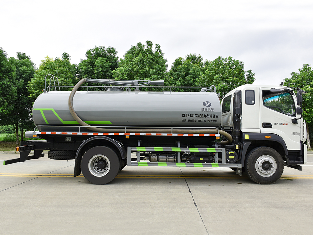 CLT5181GXEBJ6型吸糞車