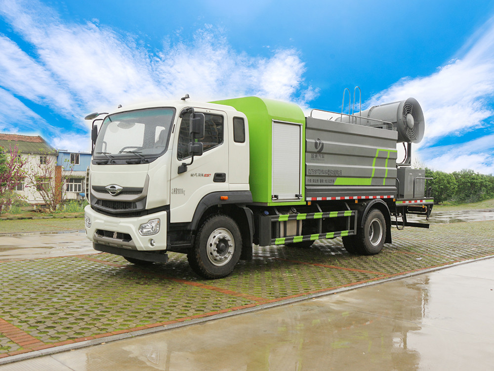 福田大型抑塵車-60米霧炮車